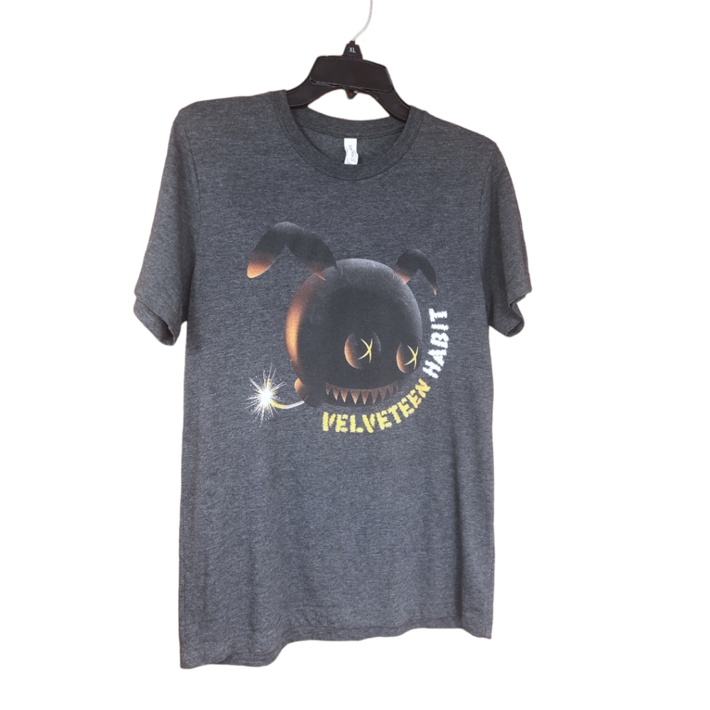 Velveteen Habit tshirt size medium